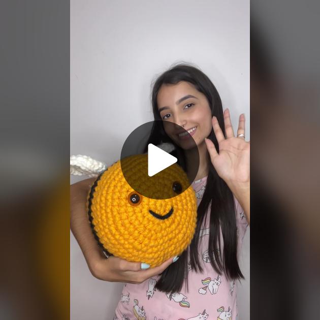 abelha amigurumi decorativa