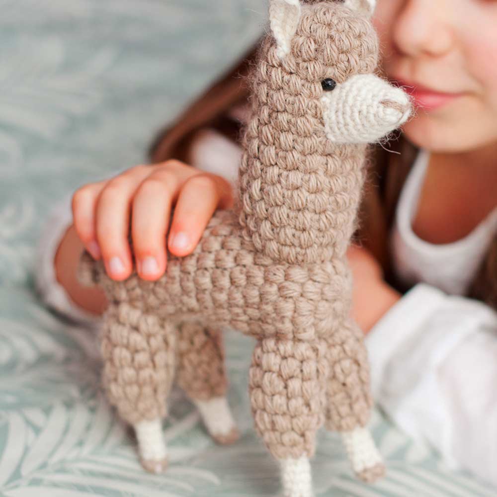 Alpaca amigurumi kit