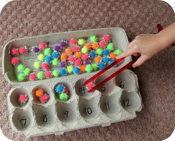 ideias de brinquedos com papelão