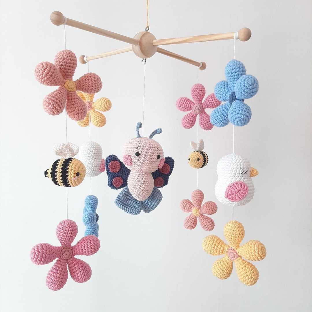borboleta amigurumi maternidade