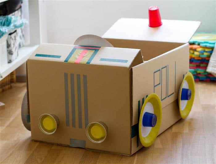 brinquedo de papelão para pintar
