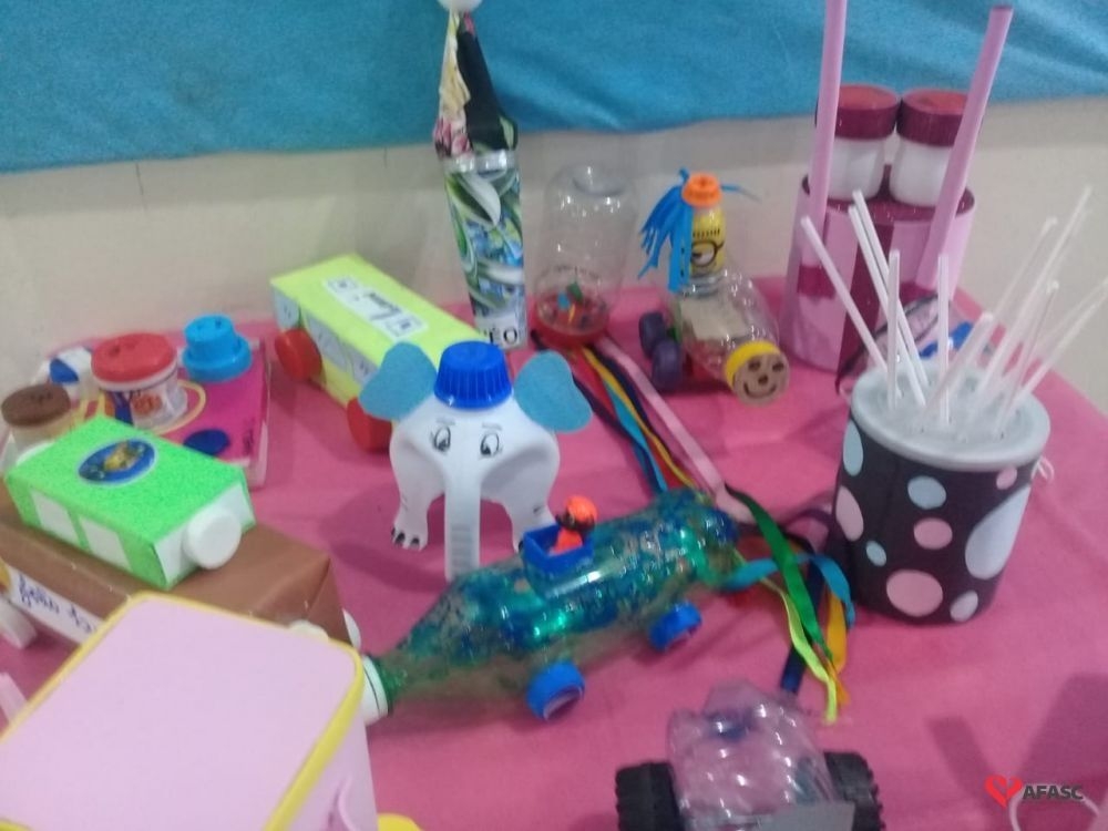 caminhão reciclagem brinquedo
