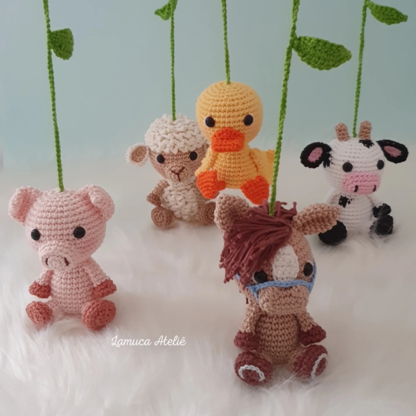 amigurumi cavalo realista
