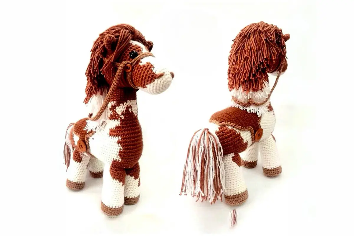 cavalinho de crochê