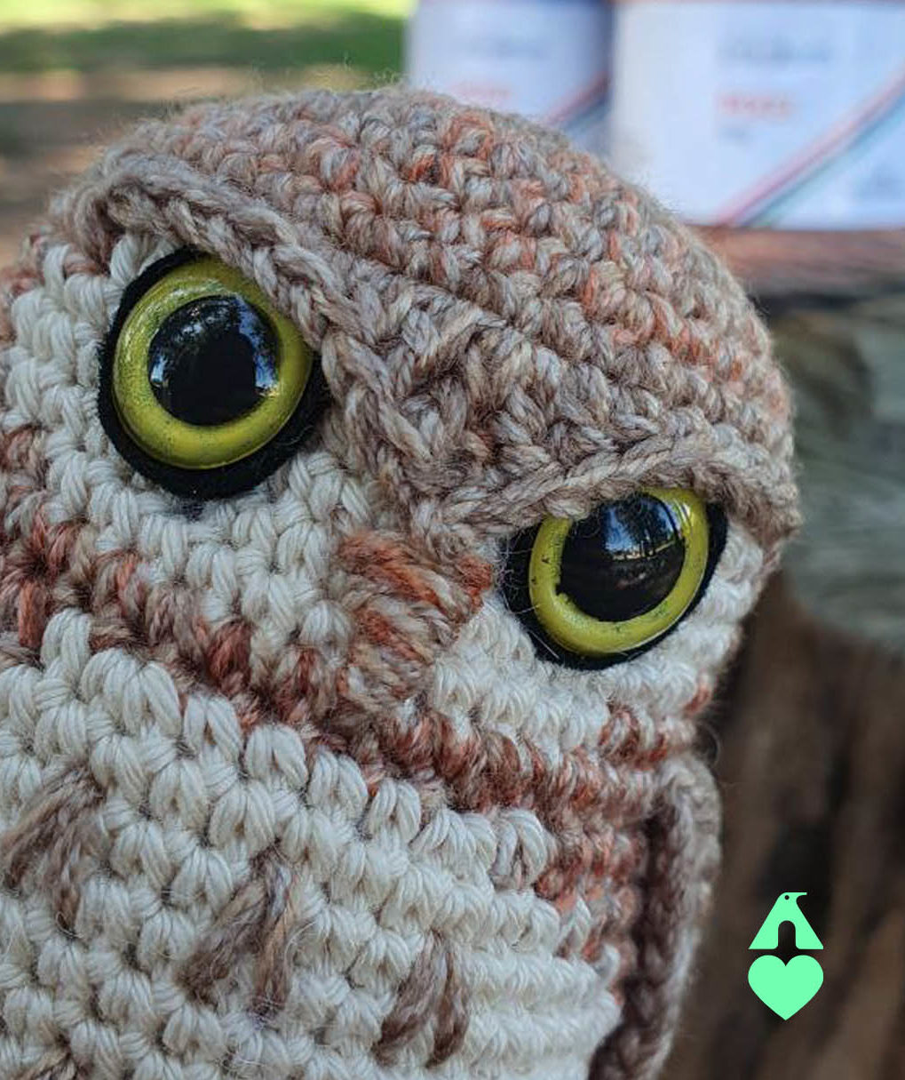 coruja amigurumi gigante