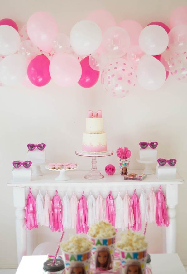 decoração barbie minimalista