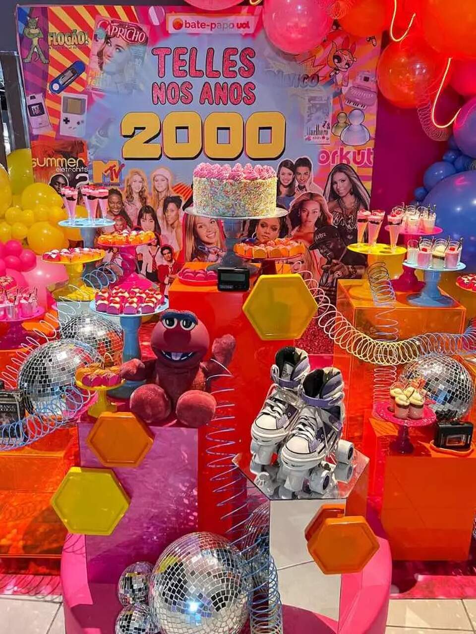 decoração festa y2k
