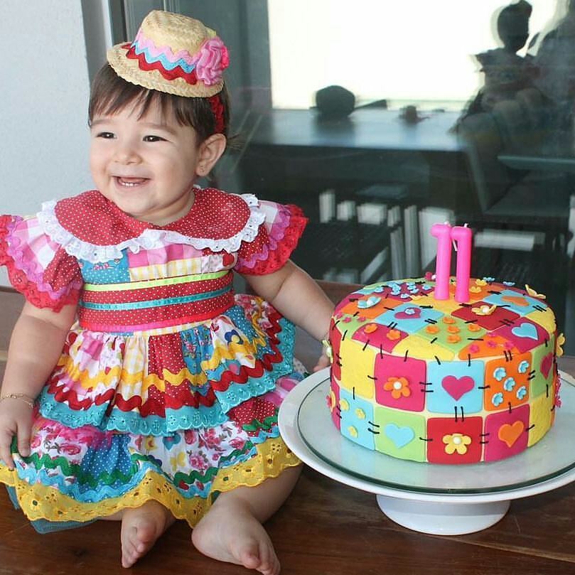 decoração arraiá mesversário