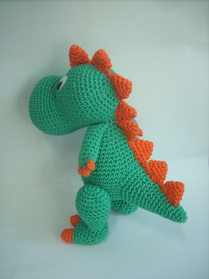 baby dinossauro amigurumi