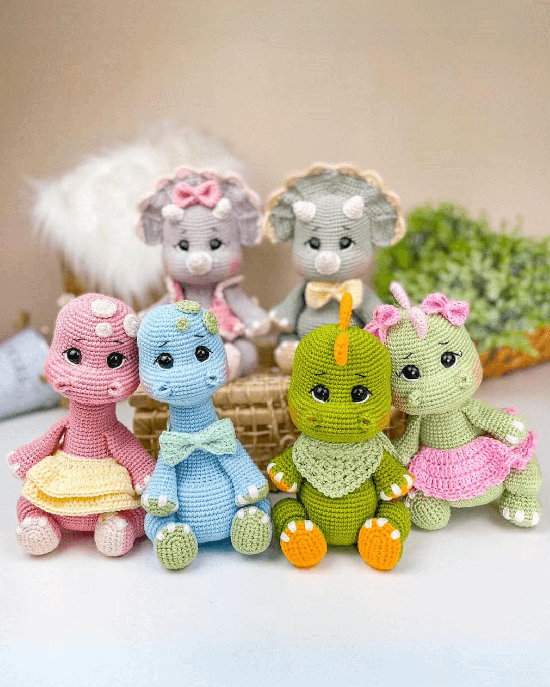 amigurumi triceratops