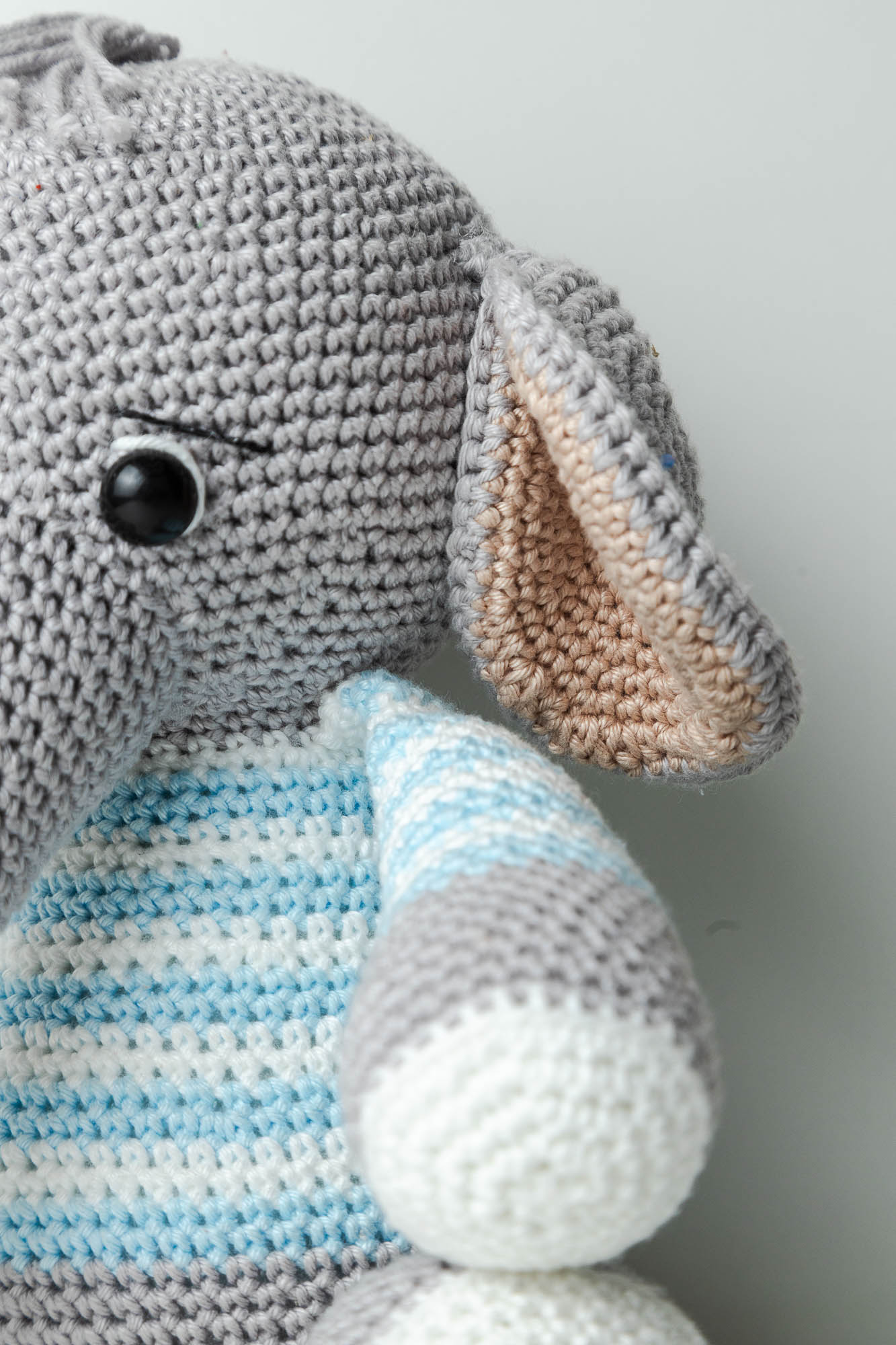 amigurumi elefante pequeno