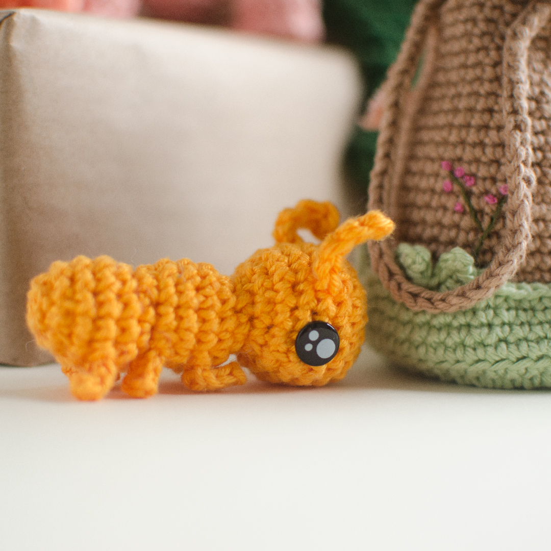 formiga amigurumi arame