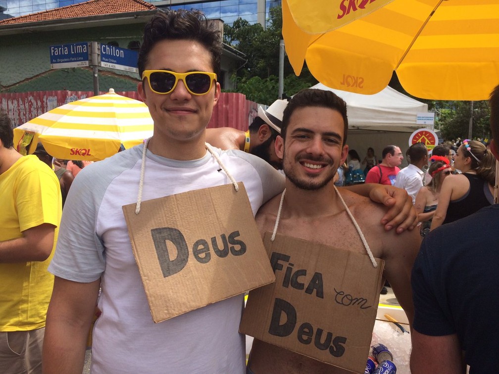 plaquinha de carnaval memes