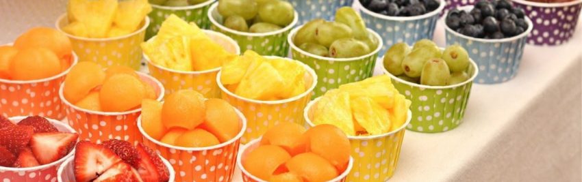 como montar mesa de frutas econômica