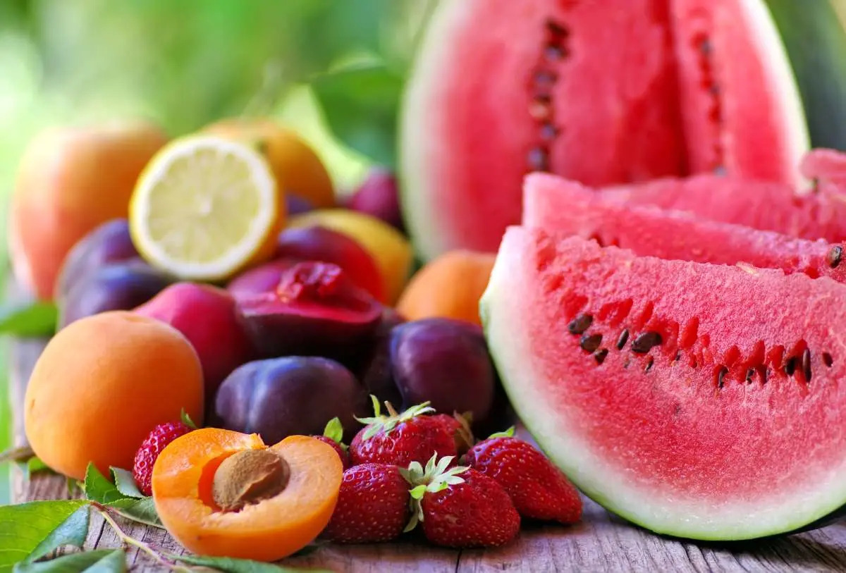 frutas para mesa de festa barata
