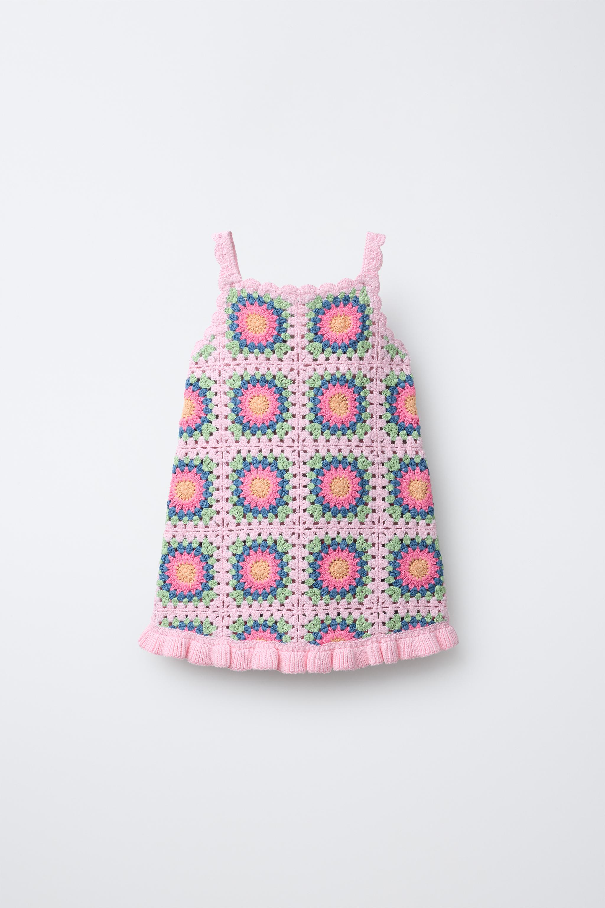 vestido de crochê infantil com fita de cetim